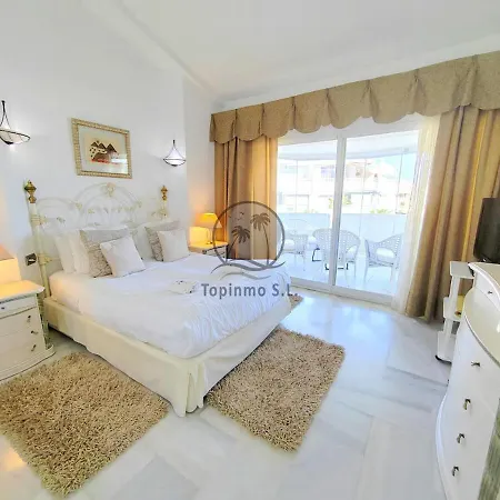 Apartment Palacio De Poniente With Views